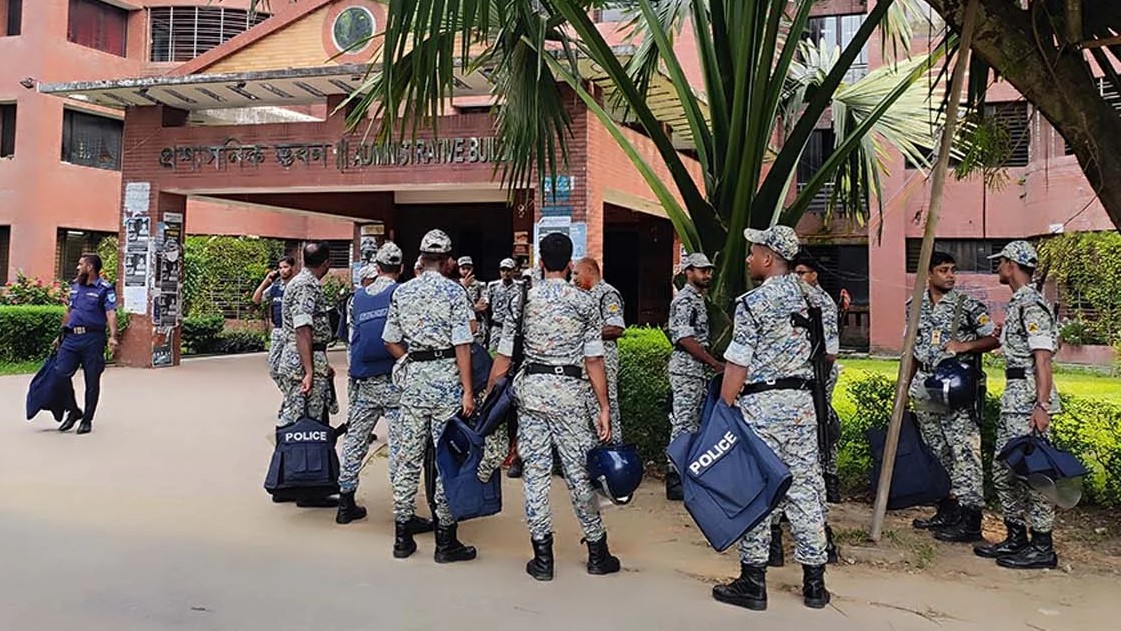 জাকসু নির্বাচন ঘিরে জাবি ক্যাম্পাসে কড়া নিরাপত্তা